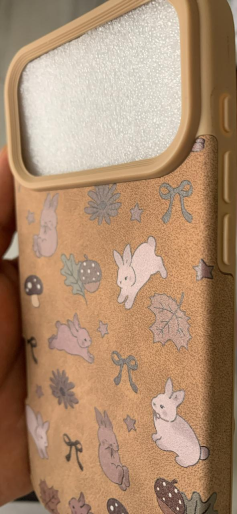 Funda “Kawaii Conejitos” para iPhone 17 Pro Max — diseño cute + buen borde de cámara